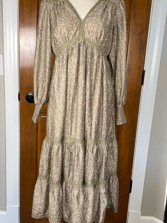 In Loom Dresses & Skirts - In Loom Beige Floral Long Sleeve Tiered Maxi Dress Cottage Core Fairy Bridgerton